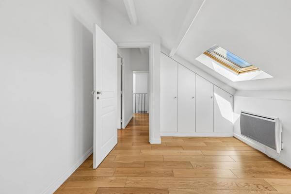 Vente Appartement de luxe Paris 3 5 Pièces 145.44 m²