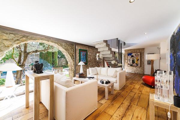 Vente Bastide La Colle-sur-Loup 8 Pièces 228 m²
