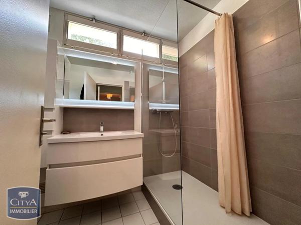 Appartement à louer 2 pièces 61.28m² Rambouillet (78120)
