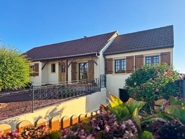 Maison Sable Sur Sarthe 6 pièce(s) 107 m2