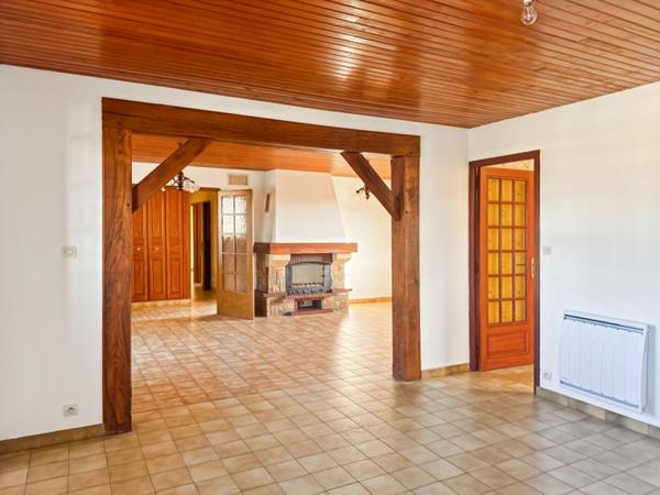 Maison Sable Sur Sarthe 6 pièce(s) 107 m2