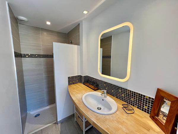 Maison meublée proche du parc Bargoin, des commerces et des transports