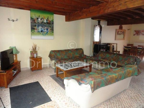 Bien immobilier à vendre 50 pièces de 1 876 m²