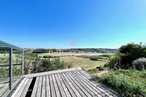 Bien immobilier à vendre 50 pièces de 1 876 m²