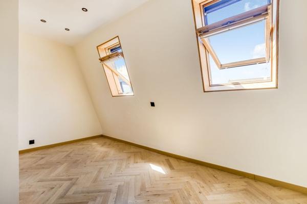 Paris 17e — rue Daubigny — vente exclusive de deux studios rénovés