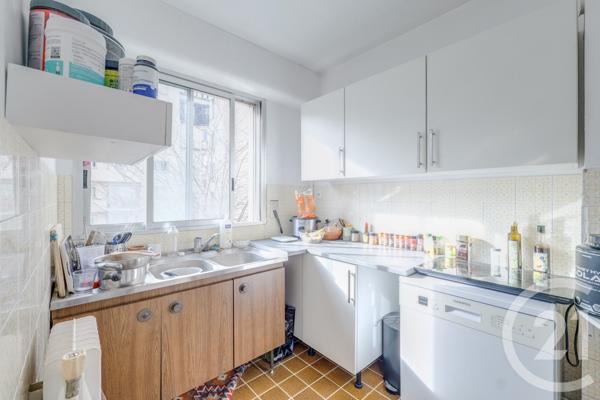 Appartement F1 à vendre  1 pièce - 30,43 m2 PARIS - 75015