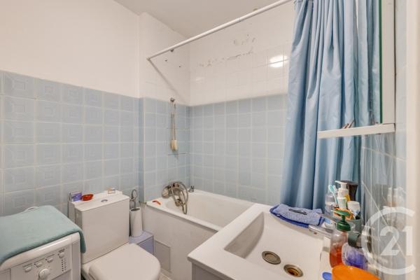 Appartement F1 à vendre  1 pièce - 30,43 m2 PARIS - 75015