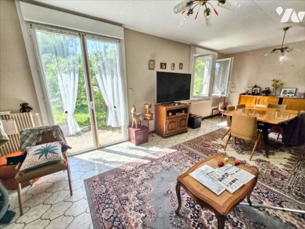 Propriété  à NEUFCHATEAU