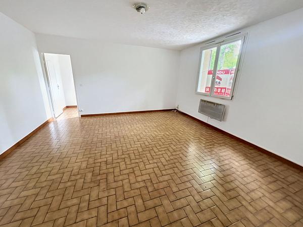 Appartement T2 proche centre ville avec cave