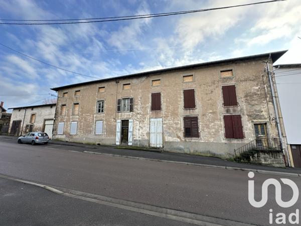 Grange 8 pièces de 280 m² à Darney (88260)