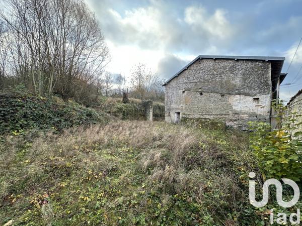 Grange 8 pièces de 280 m² à Darney (88260)