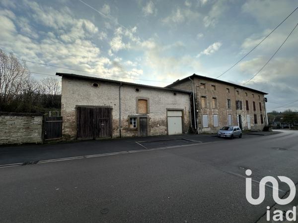 Grange 8 pièces de 280 m² à Darney (88260)