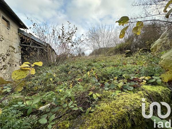 Grange 8 pièces de 280 m² à Darney (88260)