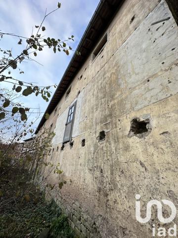 Grange 8 pièces de 280 m² à Darney (88260)