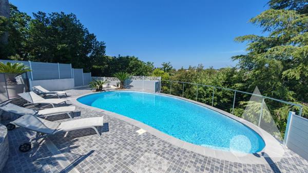 Maison 7 pièces 200 m2