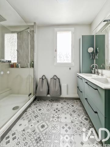 Maison à vendre 9 pièces 289 m² Chelles