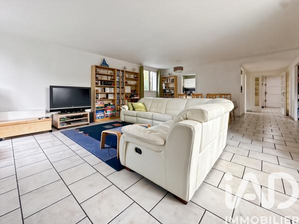 Maison à vendre 9 pièces 289 m² Chelles