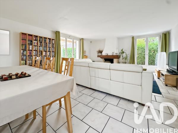 Maison à vendre 9 pièces 289 m² Chelles