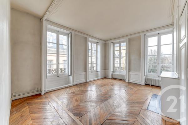 Appartement F3 à vendre  3 pièces - 66,70 m2 LYON - 69005