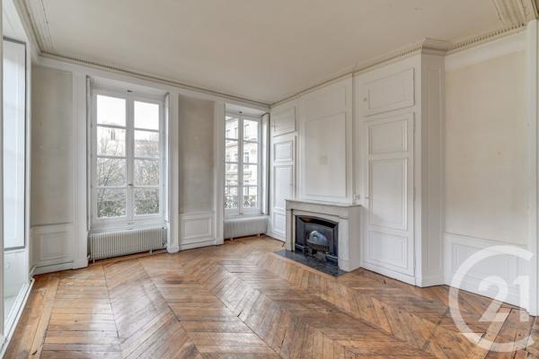 Appartement F3 à vendre  3 pièces - 66,70 m2 LYON - 69005
