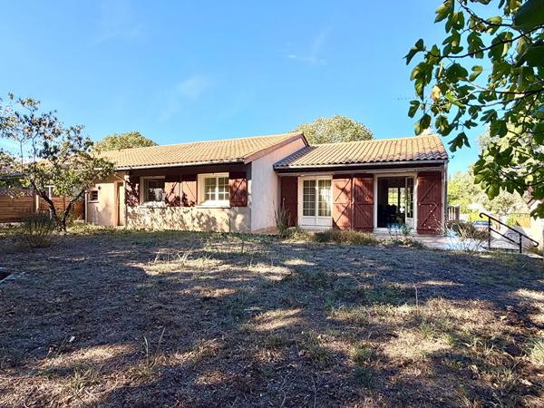Maison plain pied de 96m2 habitable avec garage sur parcelle de 521m2 , Artigues pres bordeaux