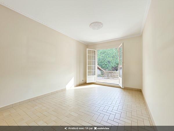 Maison plain pied de 96m2 habitable avec garage sur parcelle de 521m2 , Artigues pres bordeaux