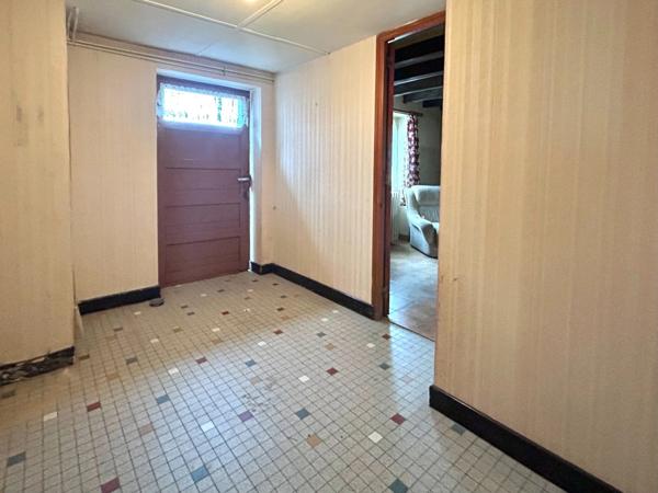 Maison de 4 chambres- fort potentiel à Meyssac