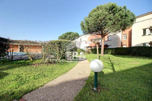 T2  climatisé 48 m² - Terrasse - 2 places parking -  FONBEAUZARD