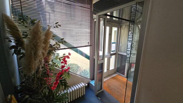 DREUX 28100 - Murs commerciaux, local 90 m² , CENTRE VILLE