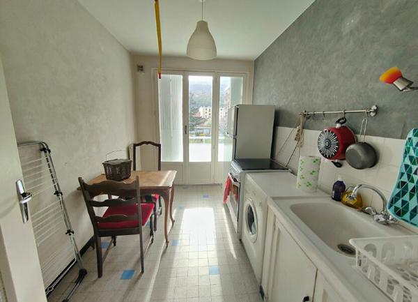 Appartement à louer    1 pièce • 27,82 m2 Fontaine