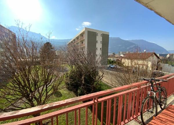 Appartement à louer    1 pièce • 27,82 m2 Fontaine