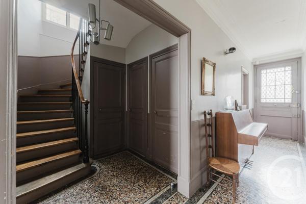 Maison à vendre  8 pièces - 280 m2 ST MANDE - 94