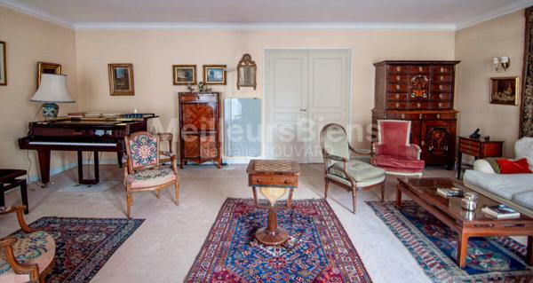 Doumer-Passy : 4 pièces ,117 M2 à rénover