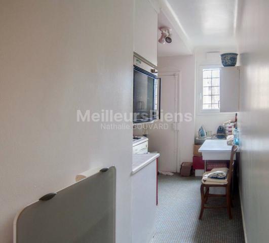 Doumer-Passy : 4 pièces ,117 M2 à rénover