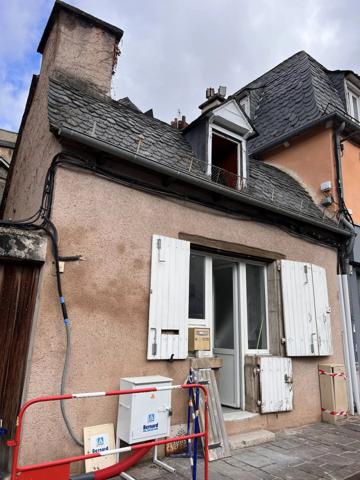 Location                                                      Appartement
                        
                     2 pièces                      26 m2                     à Rodez
