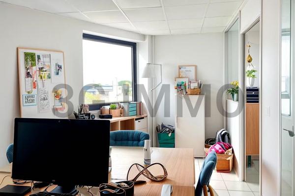 Location / Local Commercial