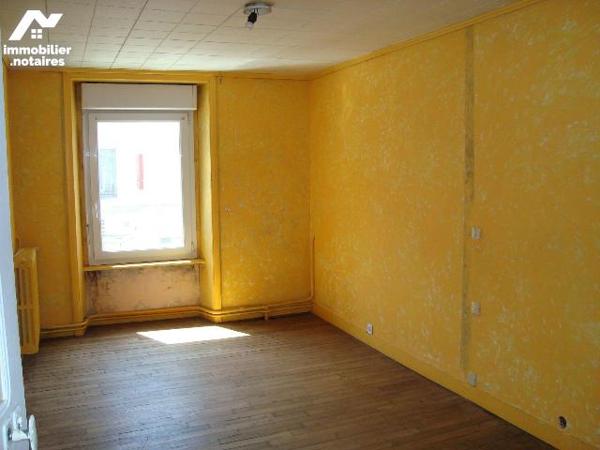 EXCLUSIVITÉ ÉTUDE, Immeuble à vendre à PLUMELIAU-BIEUZY (56930), Morbihan (56), idéal pour un(e...