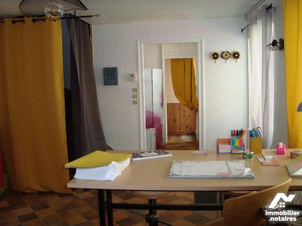 EXCLUSIVITÉ ÉTUDE, Immeuble à vendre à PLUMELIAU-BIEUZY (56930), Morbihan (56), idéal pour un(e...