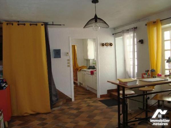 EXCLUSIVITÉ ÉTUDE, Immeuble à vendre à PLUMELIAU-BIEUZY (56930), Morbihan (56), idéal pour un(e...