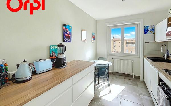 Appartement à vendre    4 pièces • 93,62 m2 Lyon 2