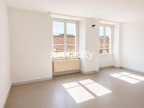 Maison
         6 pièces
        - 125 m²