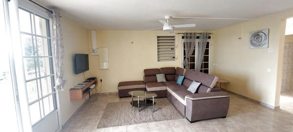 Gosier : appartement avec terrasse 3 chambres à louer