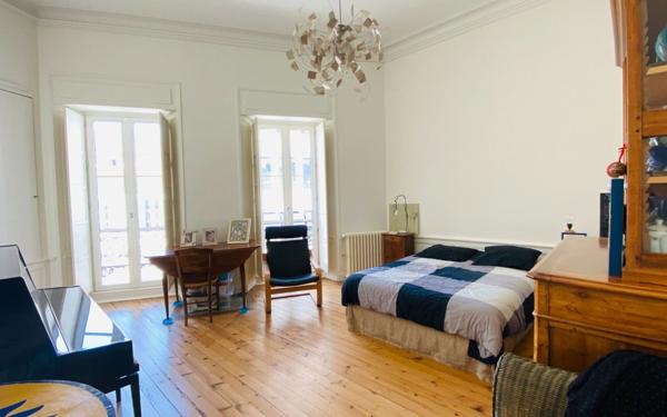 Appartement à vendre    3 pièces •  La Rochelle
