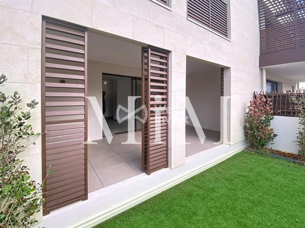 Appartement T3 neuf de 76 m² en RDC avec loggia et jardin – Castries