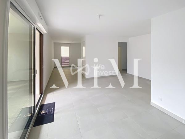 Appartement T3 neuf de 76 m² en RDC avec loggia et jardin – Castries