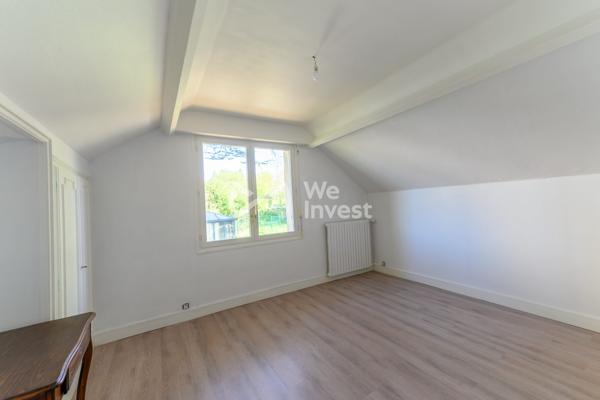 MAISON INDIVIDUELLE SUR 1498 M² DE TERRAIN