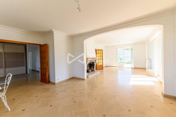 MAISON INDIVIDUELLE SUR 1498 M² DE TERRAIN