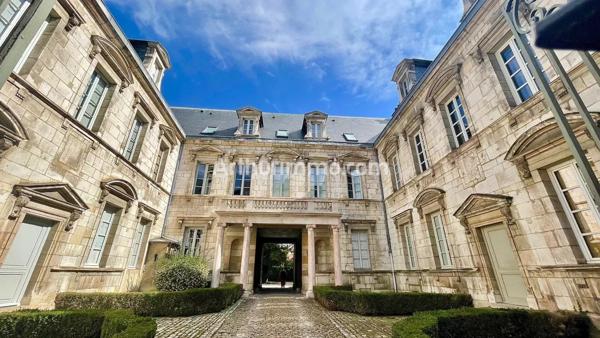Vente Appartement 4 pièces 125 m2 à Dijon