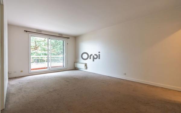 Appartement à vendre    1 pièce • 38 m2 Nogent-sur-Marne