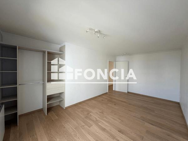 Location Appartement 3 pièces 74 m² - Mulhouse 68200